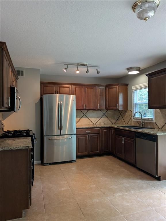 6712 W 72nd Street — photo 5