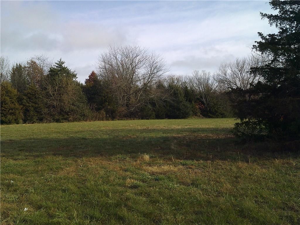 206 E Sundance Drive, Paola, KS