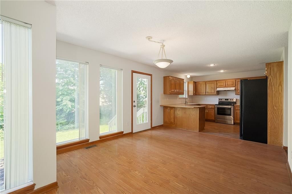 578 W Layton Street — photo 8