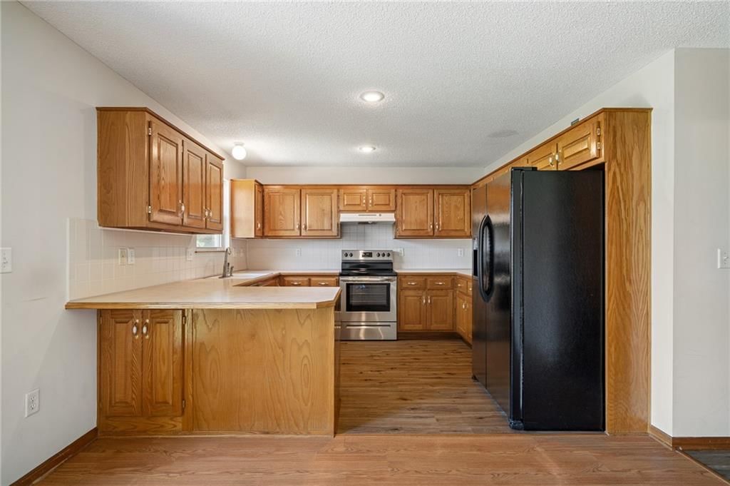 578 W Layton Street — photo 9