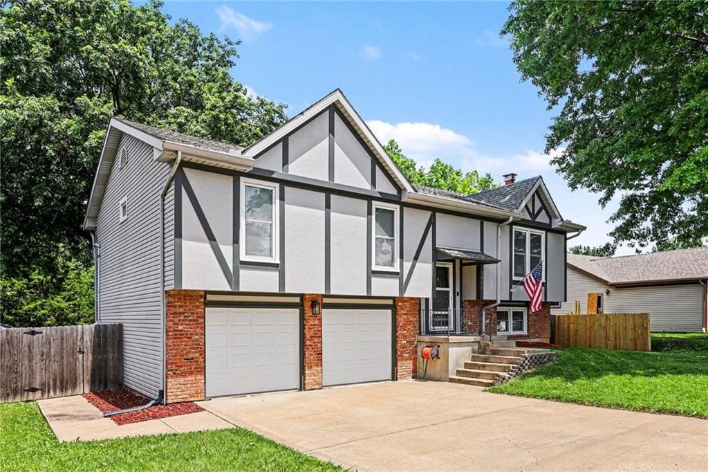1406 N Mart Way Drive — photo 3