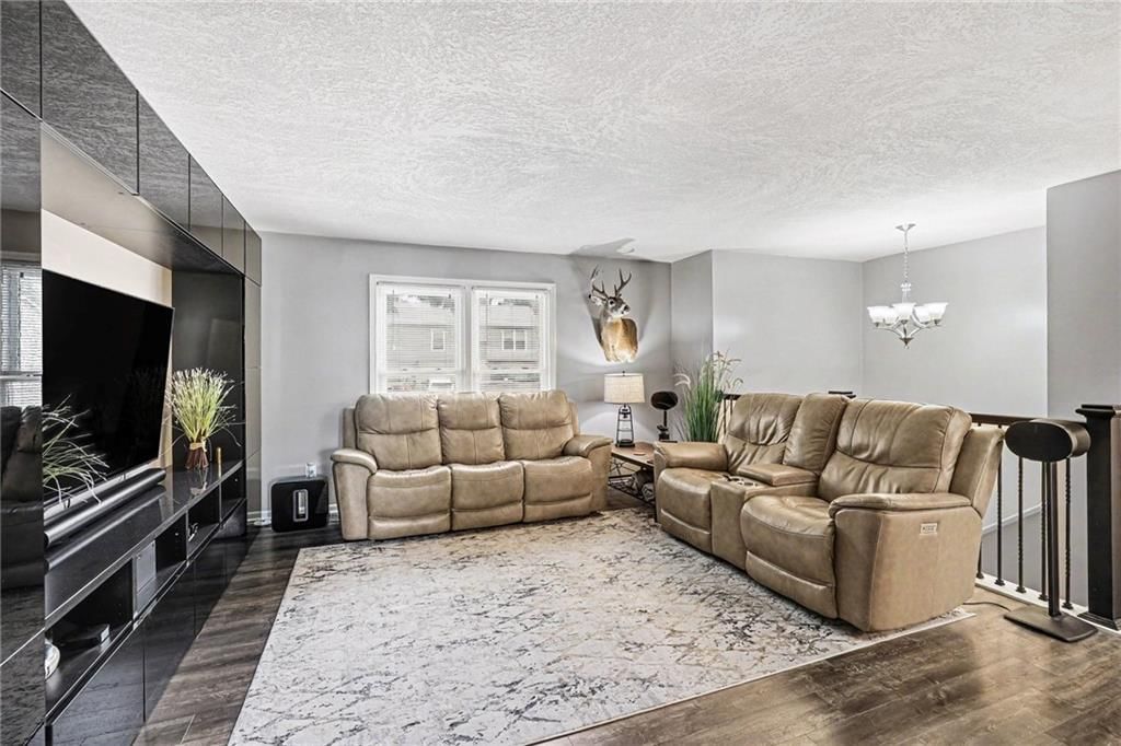 1406 N Mart Way Drive — photo 6