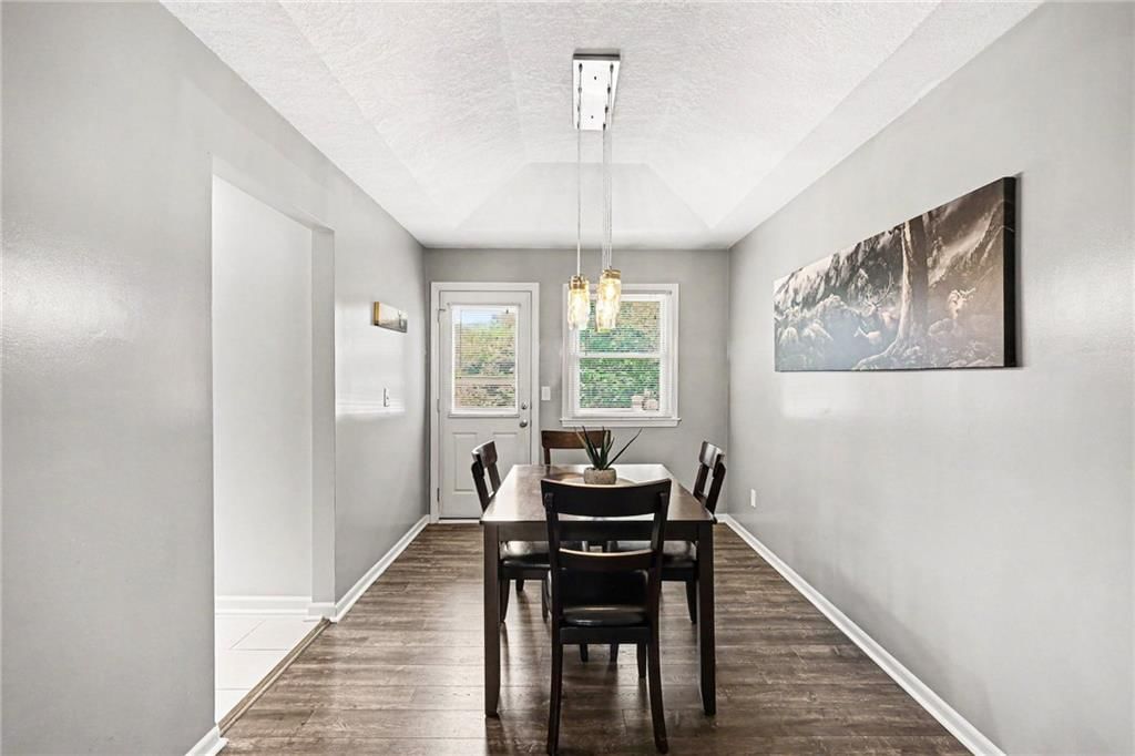 1406 N Mart Way Drive — photo 8
