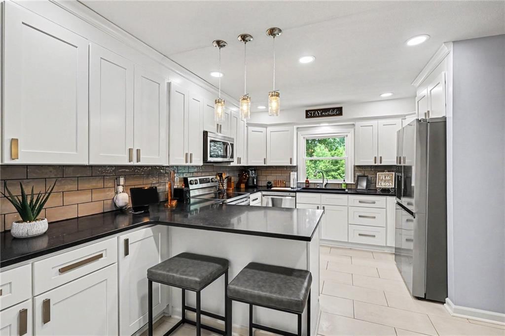 1406 N Mart Way Drive — photo 11