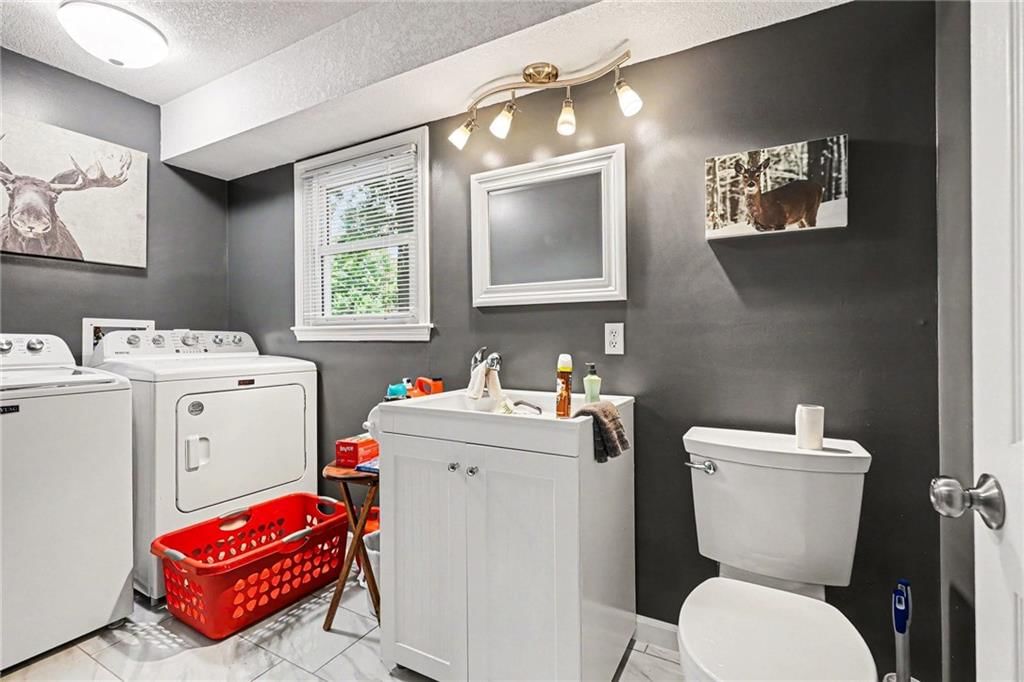 1406 N Mart Way Drive — photo 13