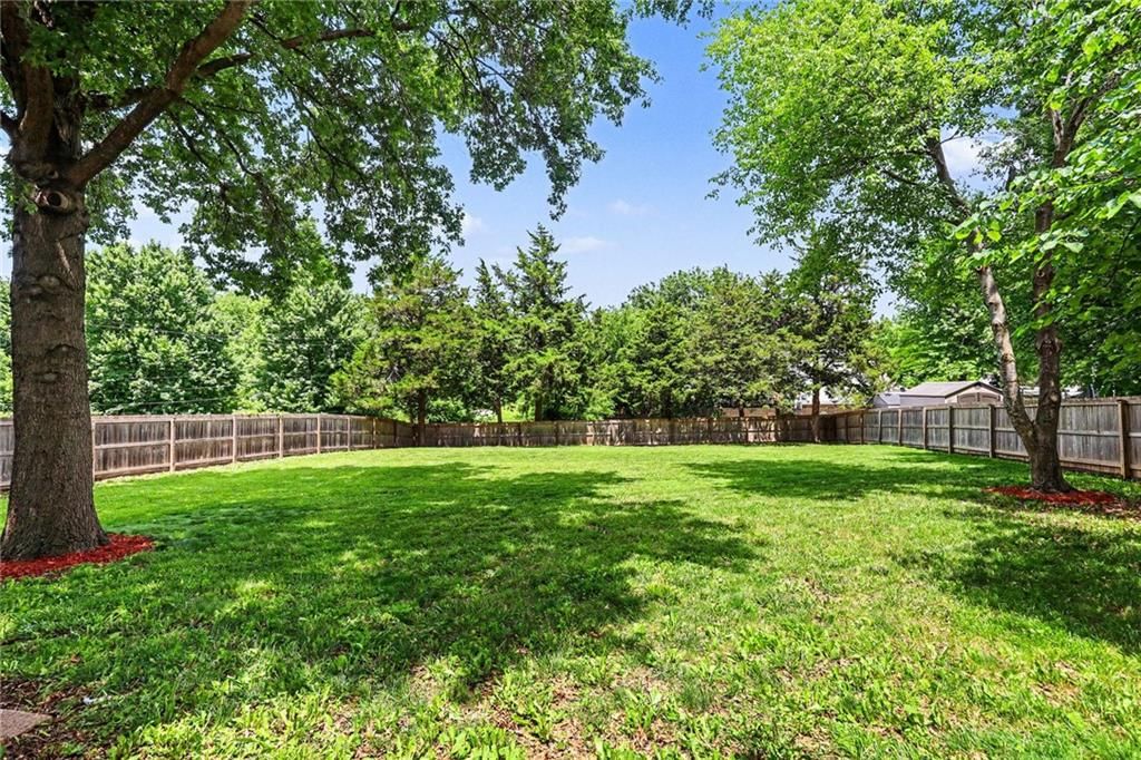 1406 N Mart Way Drive — photo 28
