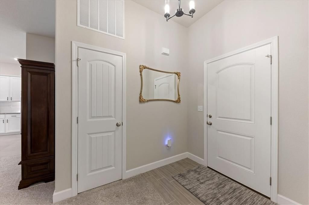 7528 Arapahoe Drive — photo 4