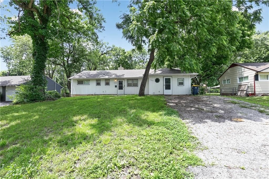 7802 E 112 Street — photo 5