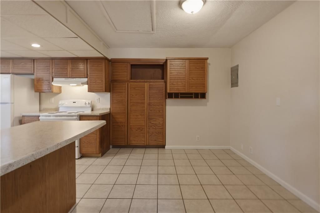 7802 E 112 Street — photo 10