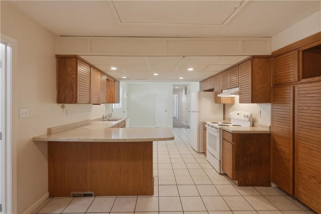 7802 E 112 Street — photo 11