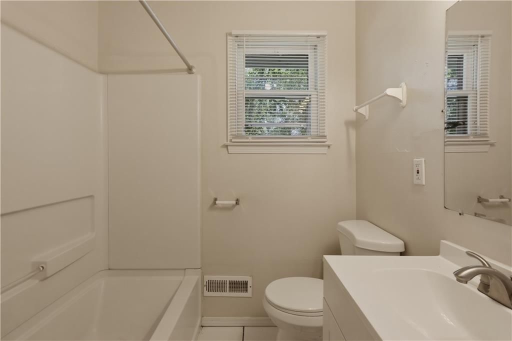 7802 E 112 Street — photo 15