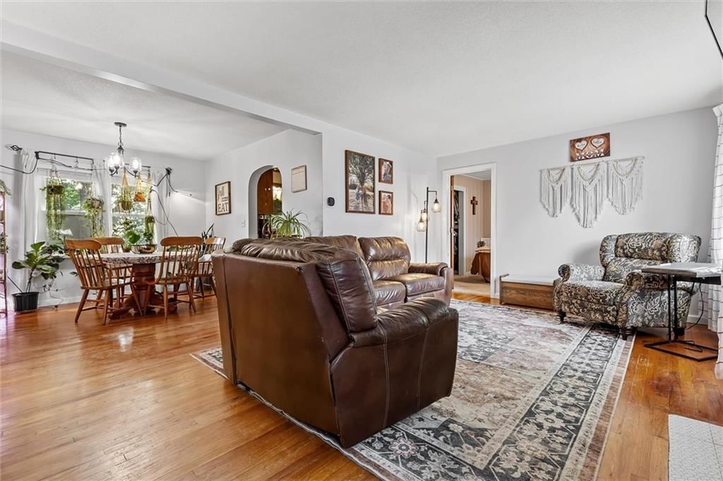 111 Northview Drive — photo 2