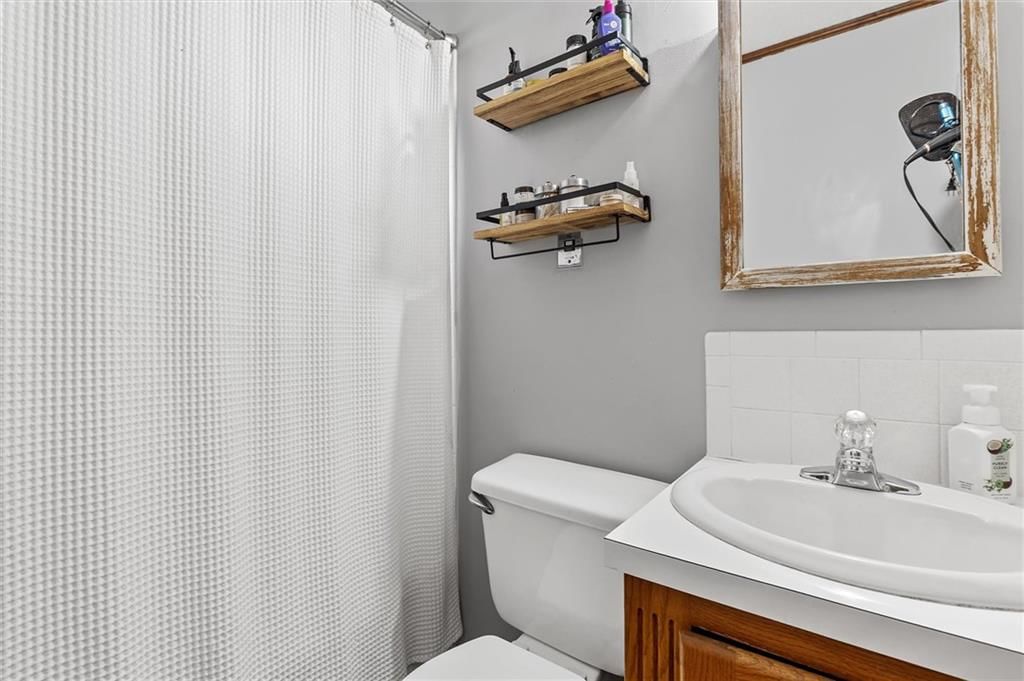 111 Northview Drive — photo 11