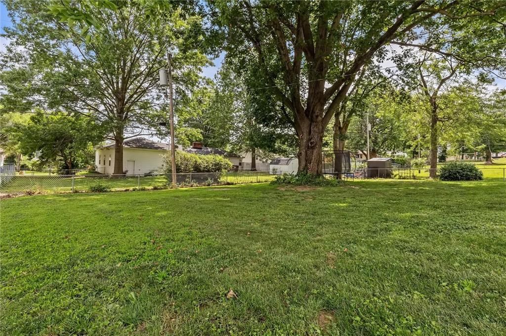 111 Northview Drive — photo 21