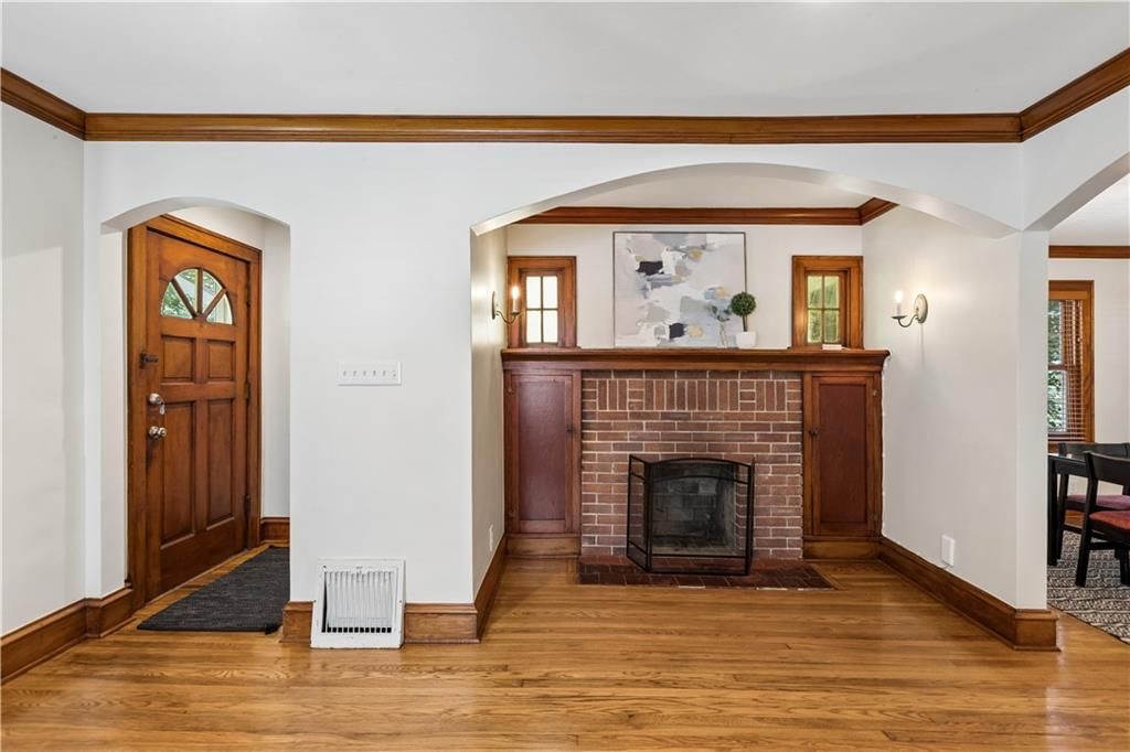 6017 Holmes Street — photo 5
