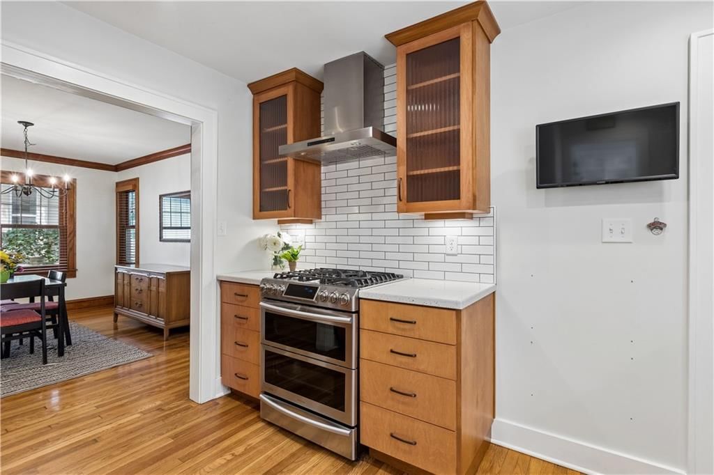 6017 Holmes Street — photo 11