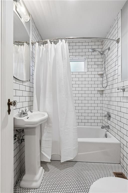 6017 Holmes Street — photo 14