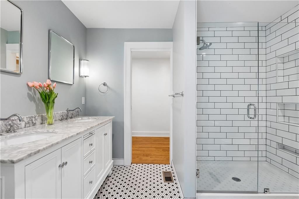 6017 Holmes Street — photo 24