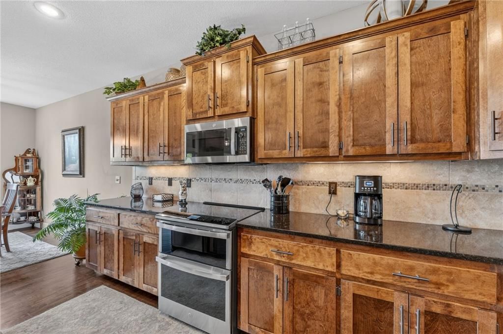 12255 NW Belmont Drive — photo 18