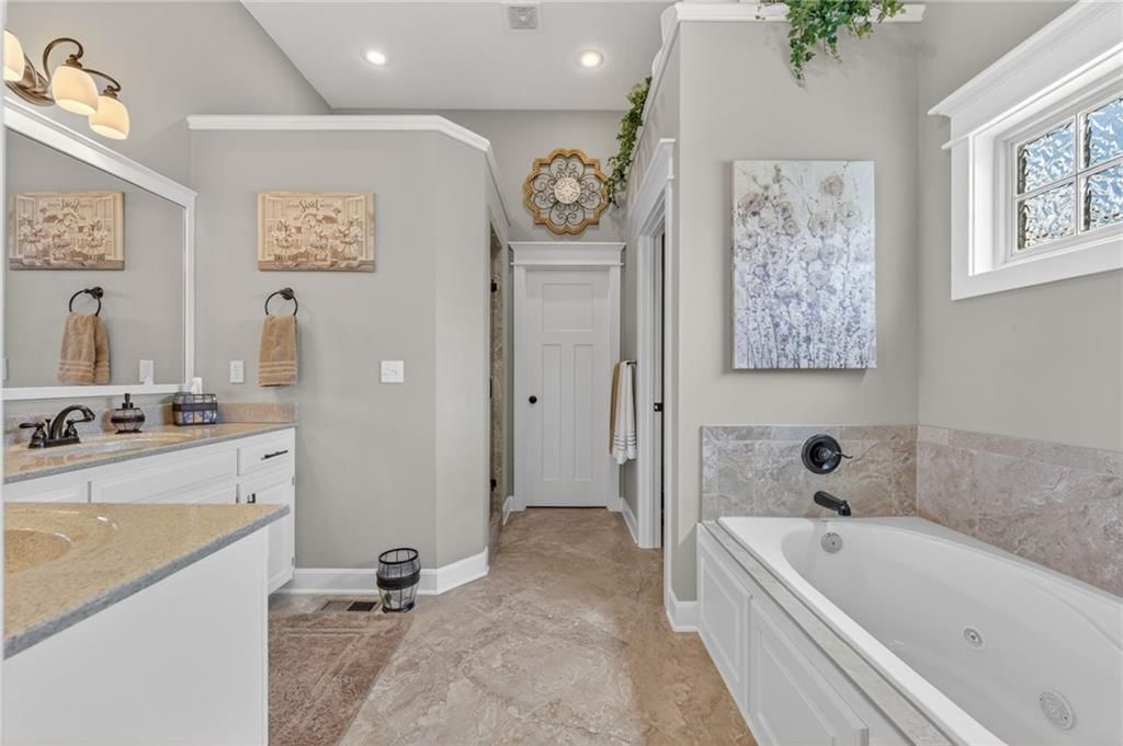 12255 NW Belmont Drive — photo 33