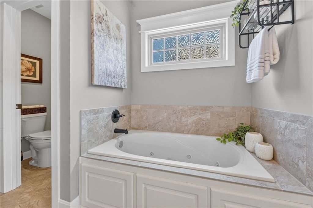 12255 NW Belmont Drive — photo 35