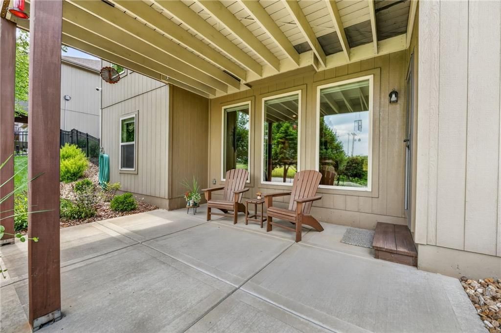 12255 NW Belmont Drive — photo 54