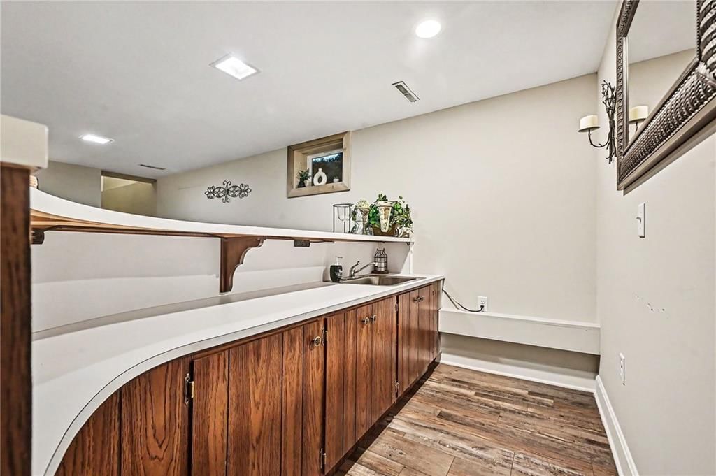 56 Maple Drive — photo 22