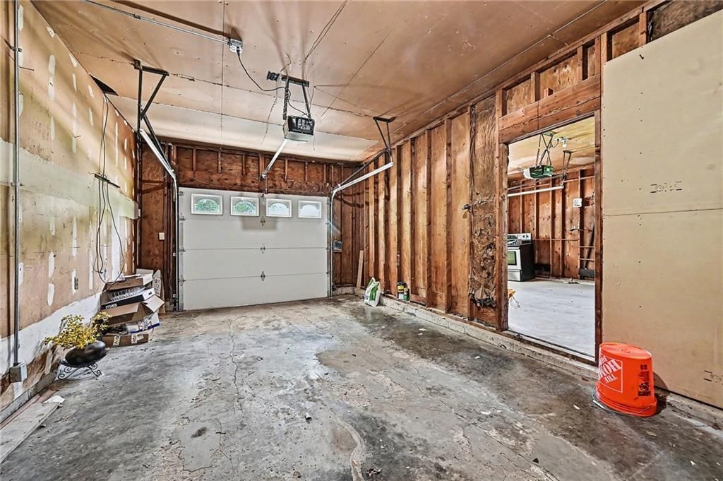 56 Maple Drive — photo 23