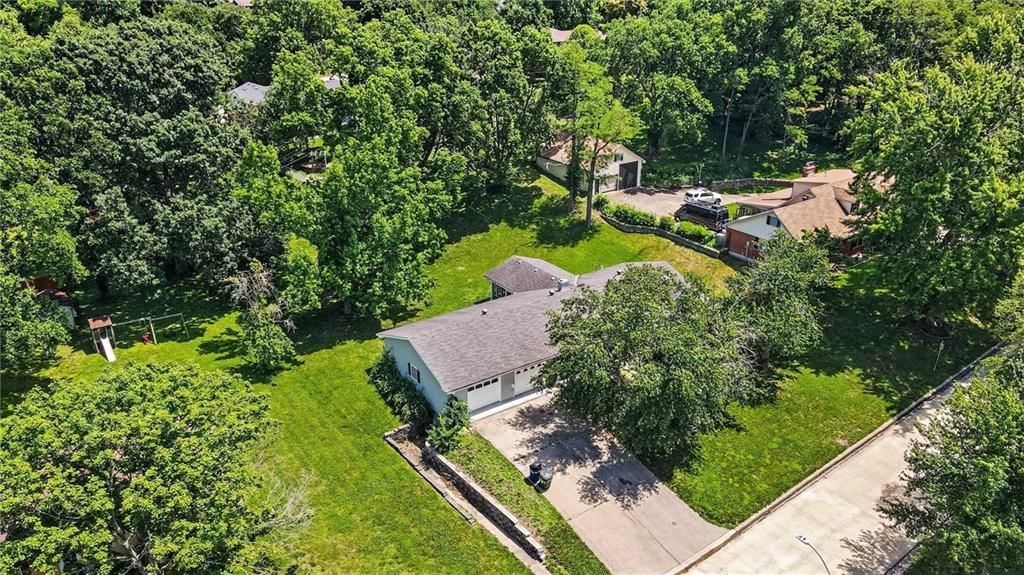 56 Maple Drive — photo 33