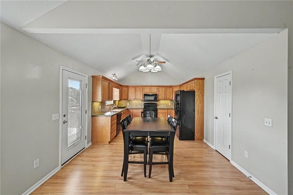 502 Lake Meadows Drive — photo 7