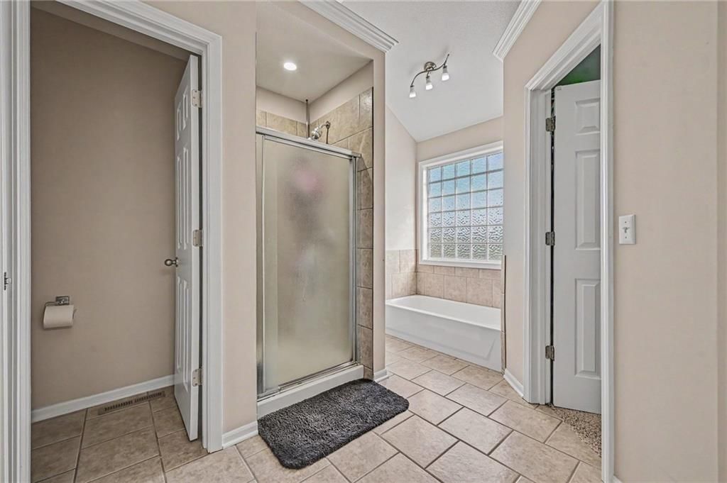 502 Lake Meadows Drive — photo 13