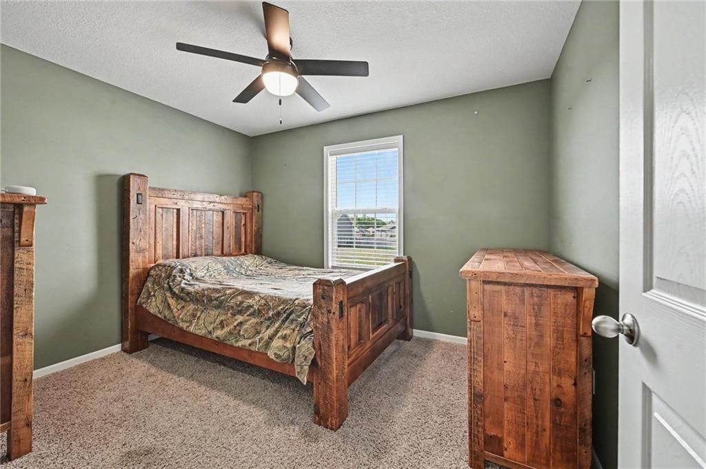 502 Lake Meadows Drive — photo 15