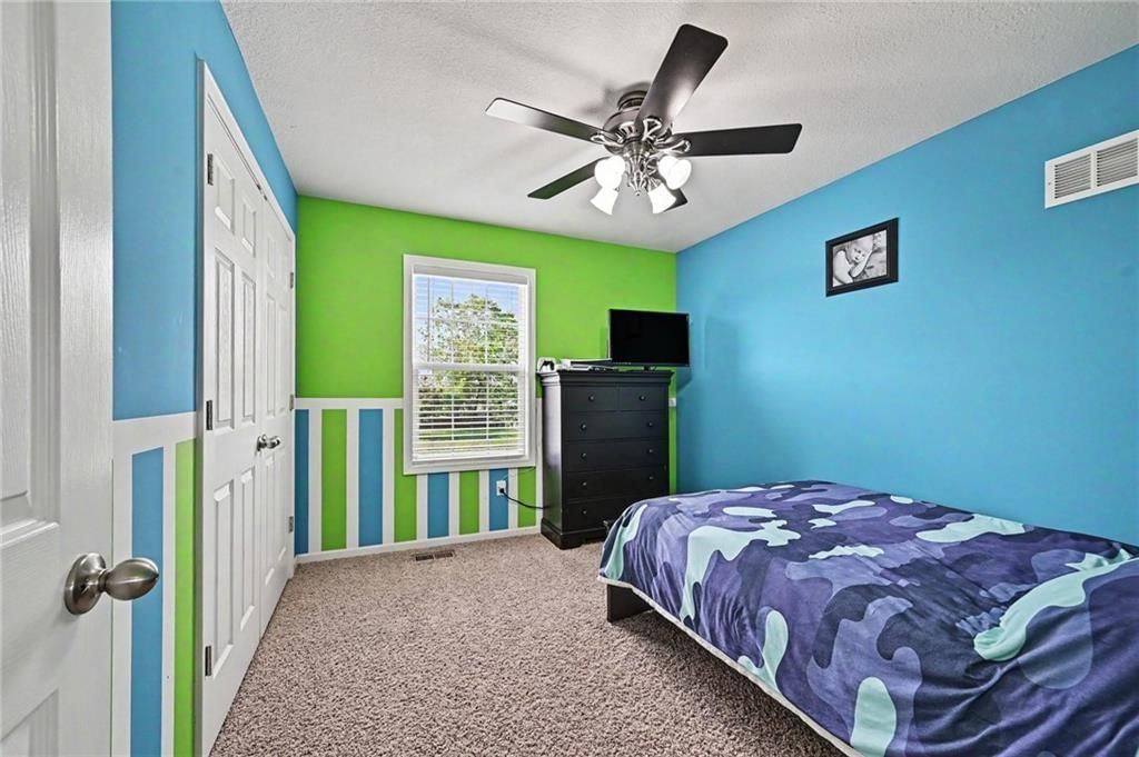 502 Lake Meadows Drive — photo 17