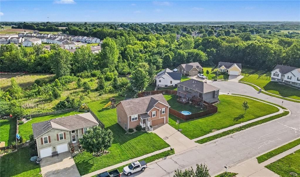 502 Lake Meadows Drive — photo 28