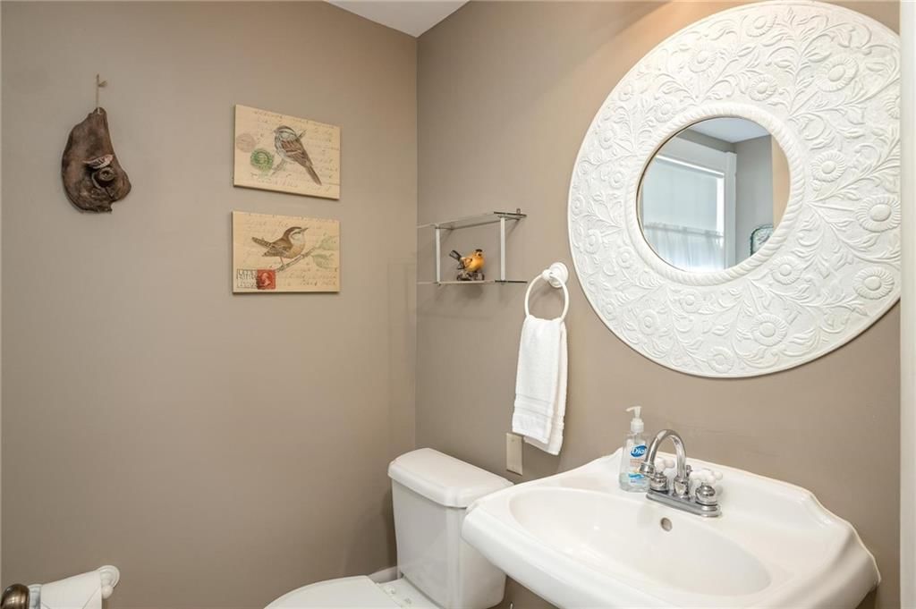 1 Hawthorne Place — photo 48