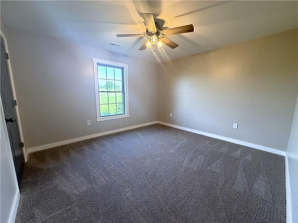 11915 Liv 2355 N/A — photo 25