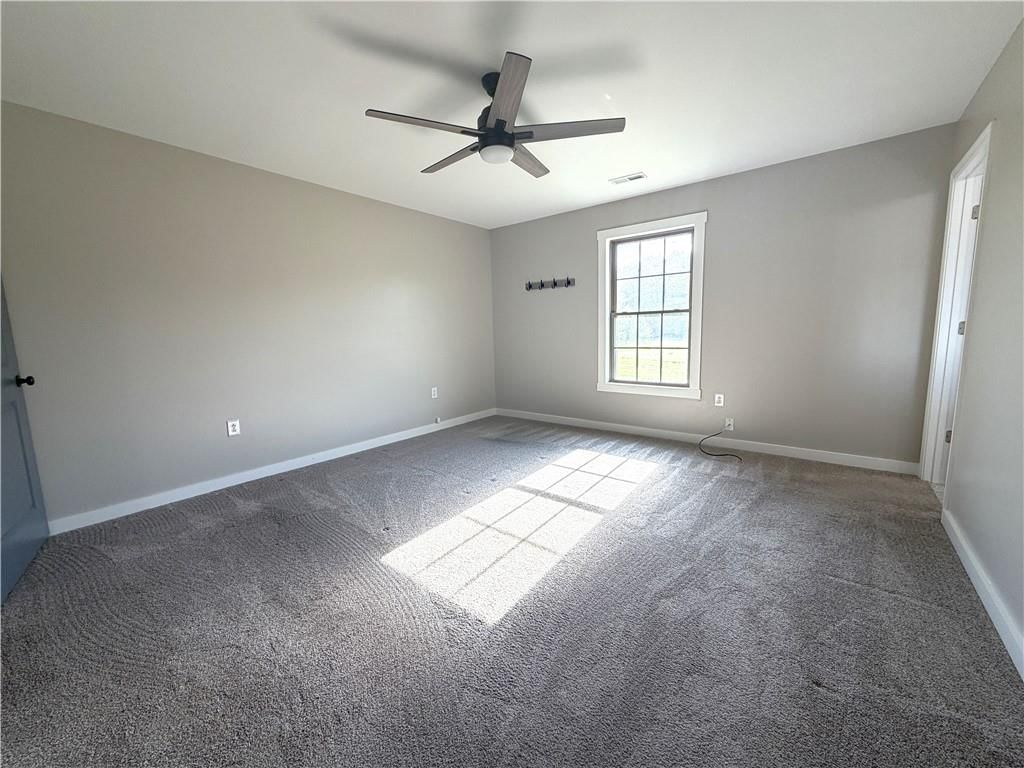 11915 Liv 2355 N/A — photo 27
