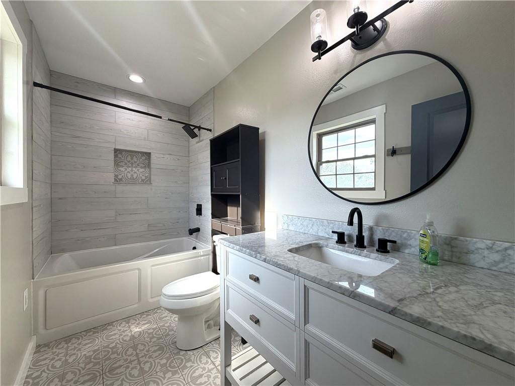 11915 Liv 2355 N/A — photo 29