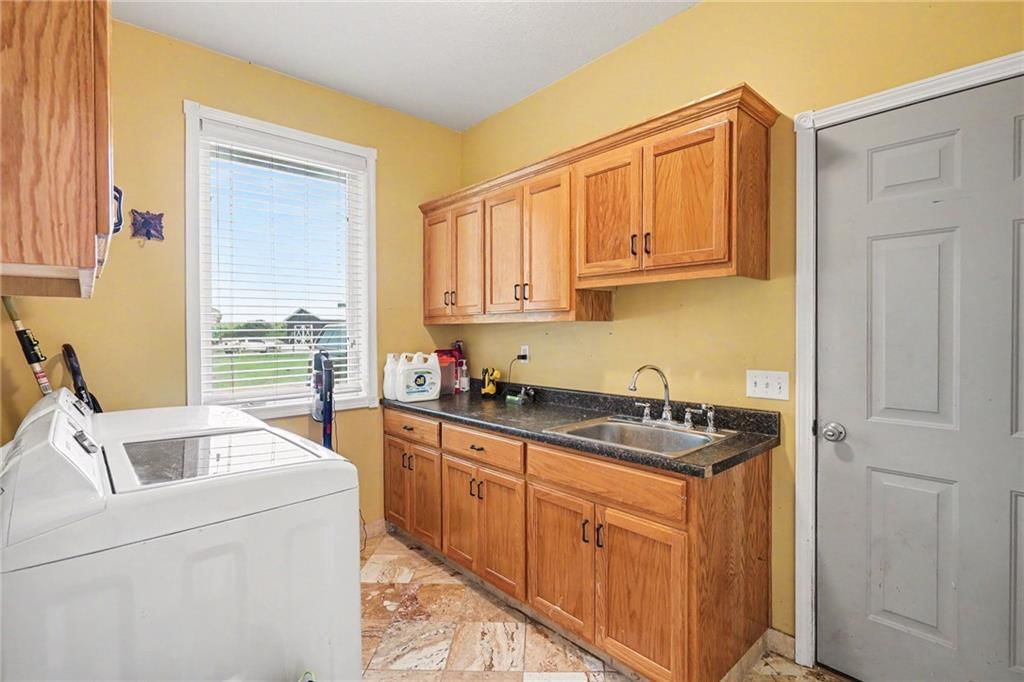 31005 Nottingham Lane — photo 15
