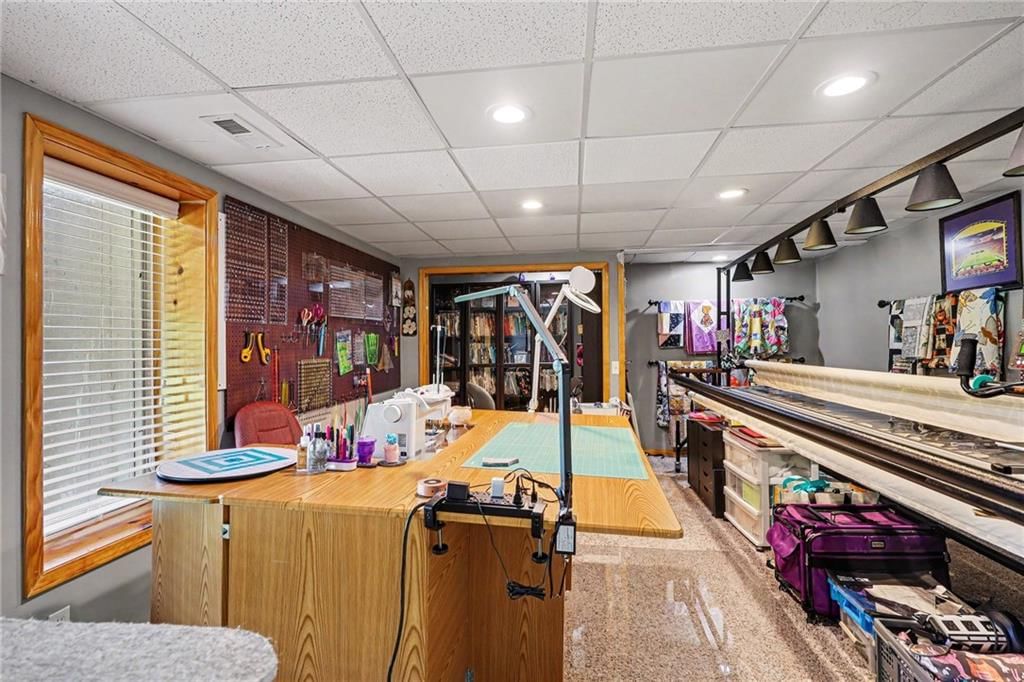 31005 Nottingham Lane — photo 37