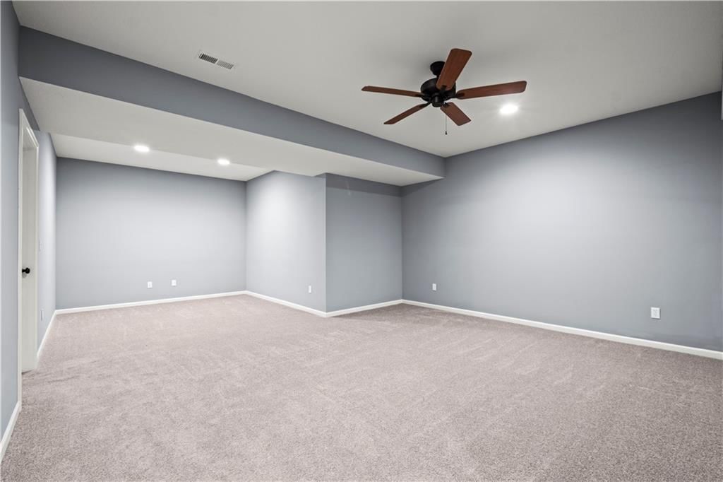 15300 Jessica Street — photo 15