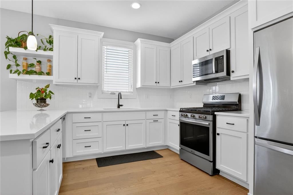 15623 Lakeside Drive — photo 7