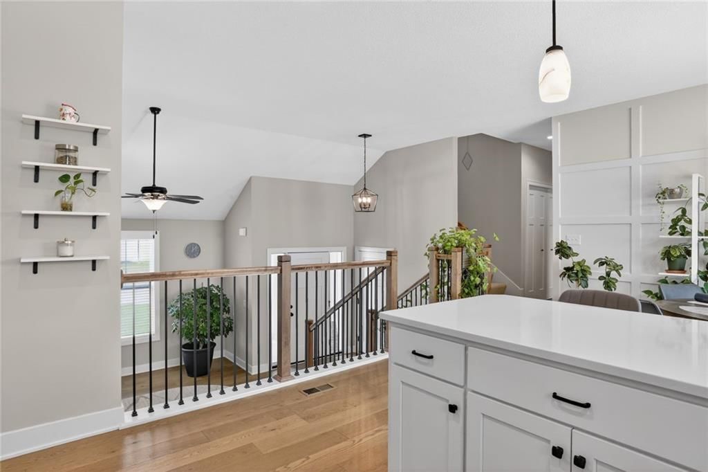 15623 Lakeside Drive — photo 10