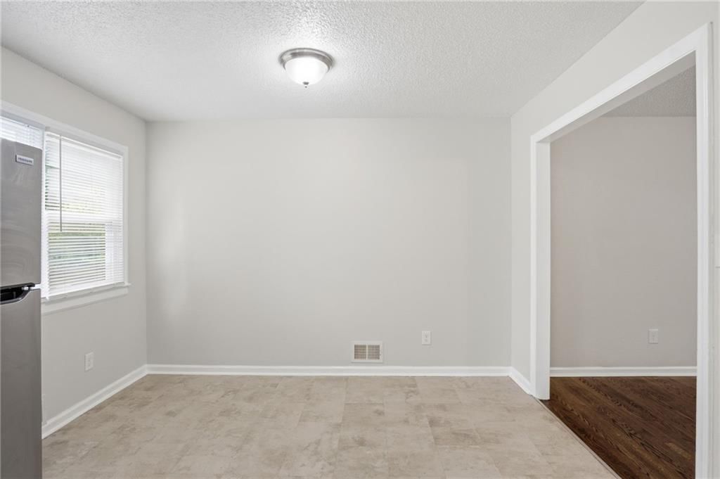 8909 Stark Avenue — photo 5