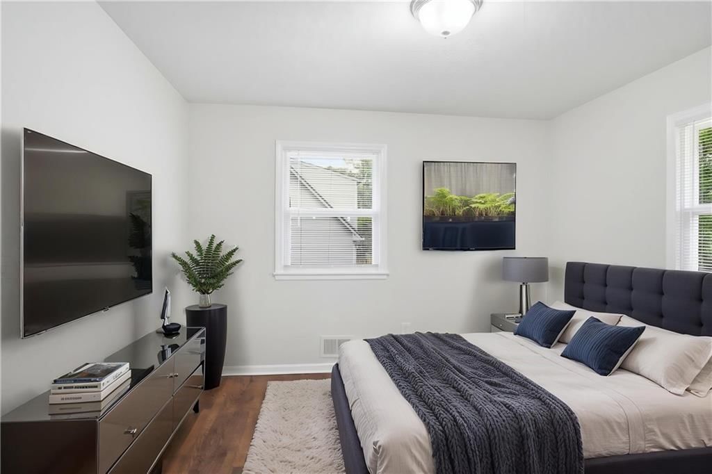 8909 Stark Avenue — photo 6