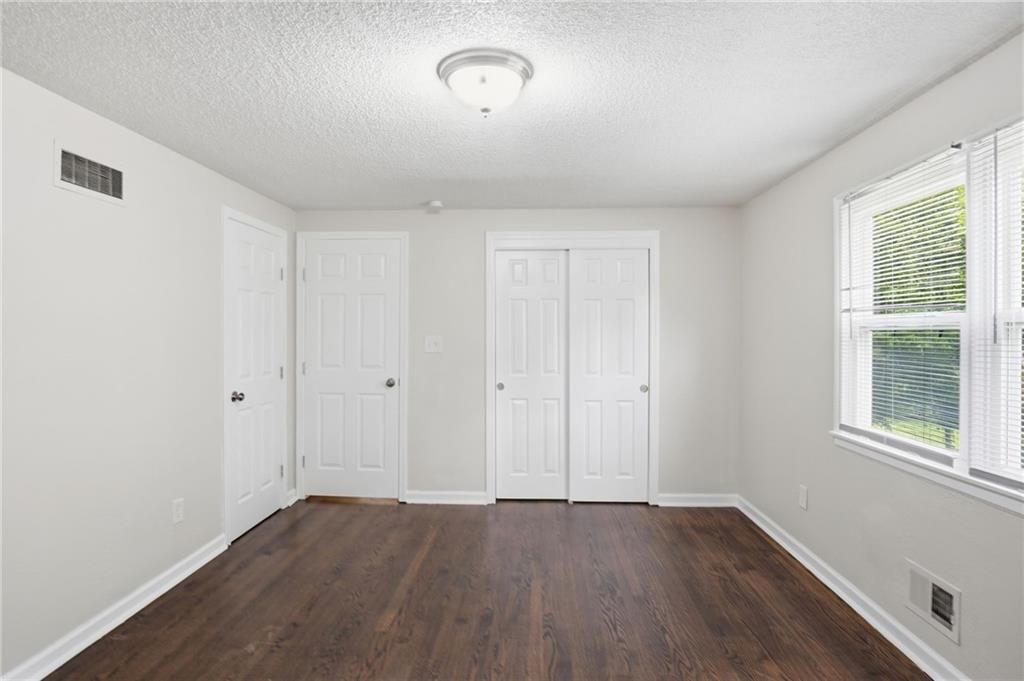 8909 Stark Avenue — photo 23