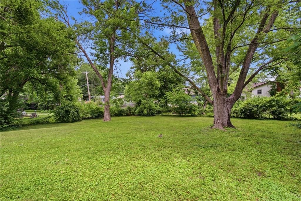 8909 Stark Avenue — photo 35
