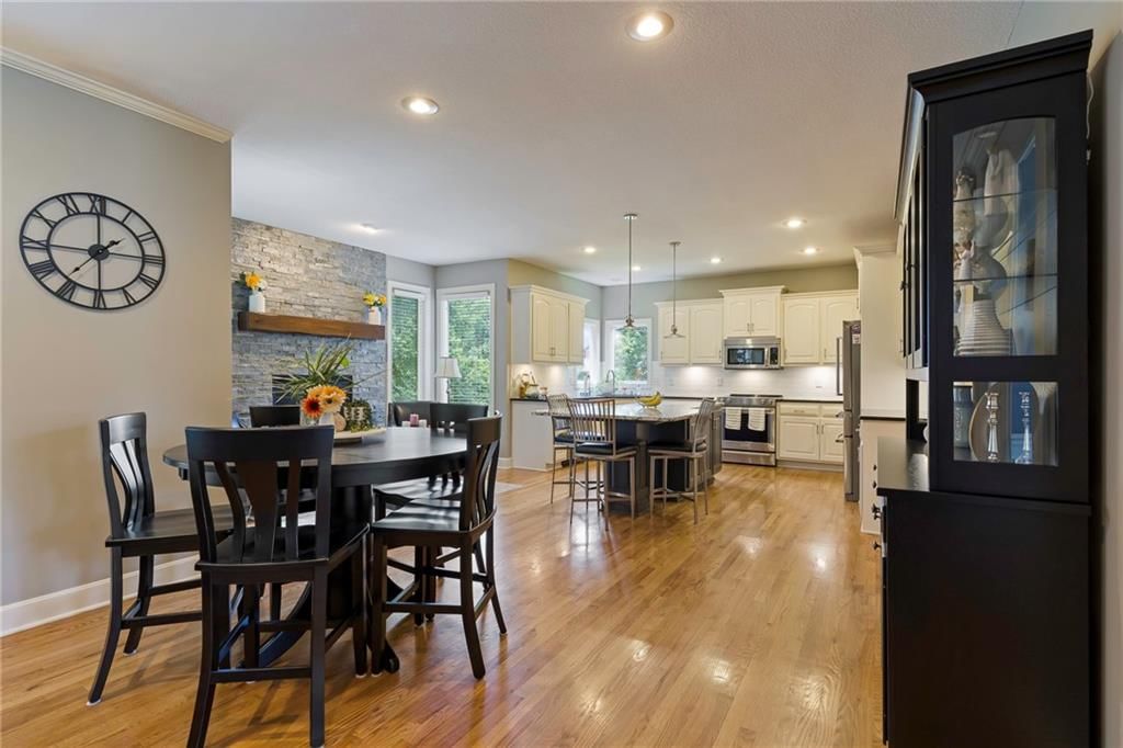 6044 Brownridge Drive — photo 9