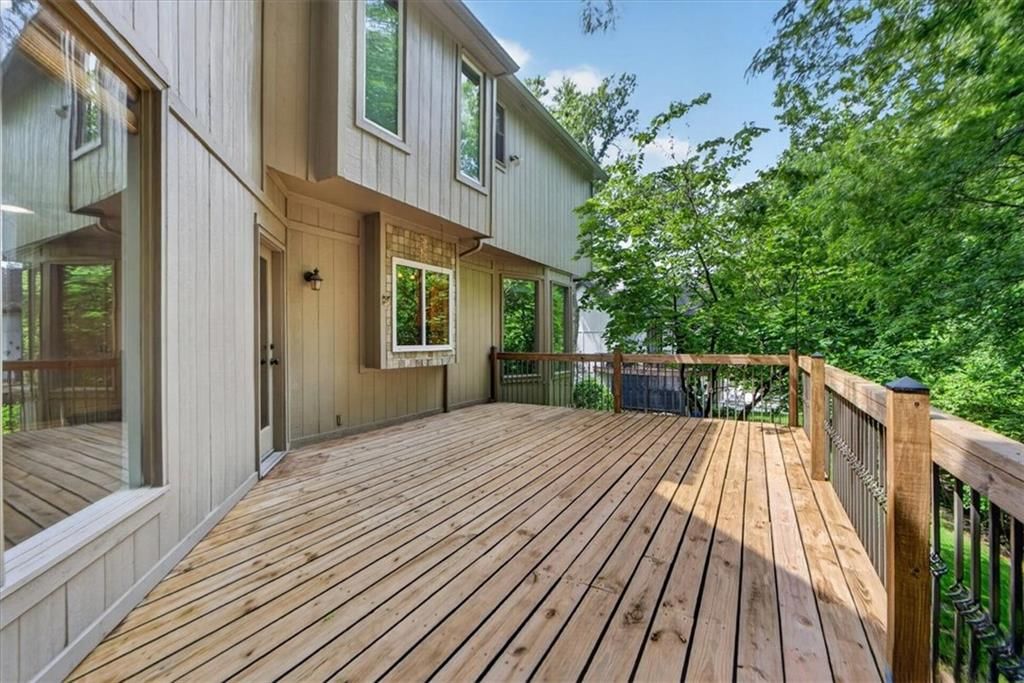 5304 Summit Court — photo 15