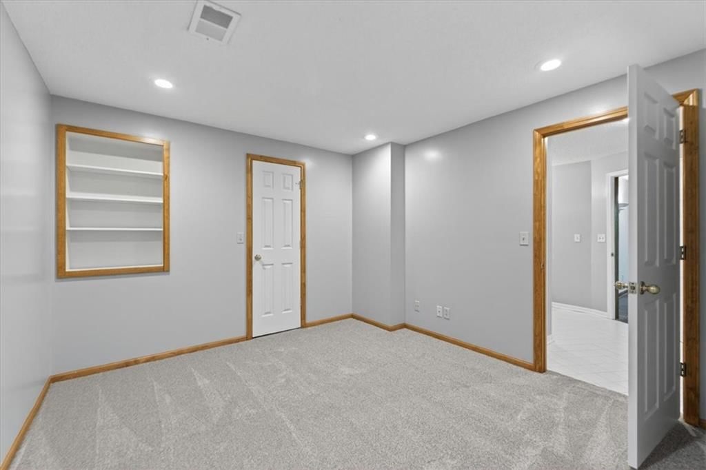 5304 Summit Court — photo 28